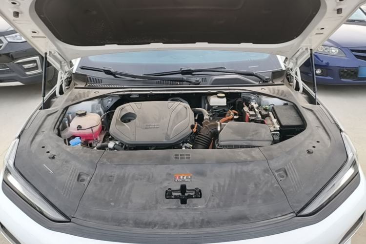 Used Geely Galaxy 8 2025 130km EM-i Flagship Edition Engine Bay
