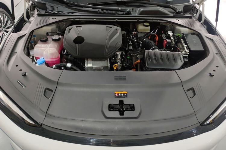 Used Geely Galaxy 8 2025 130km EM-P Starship Edition Engine Bay