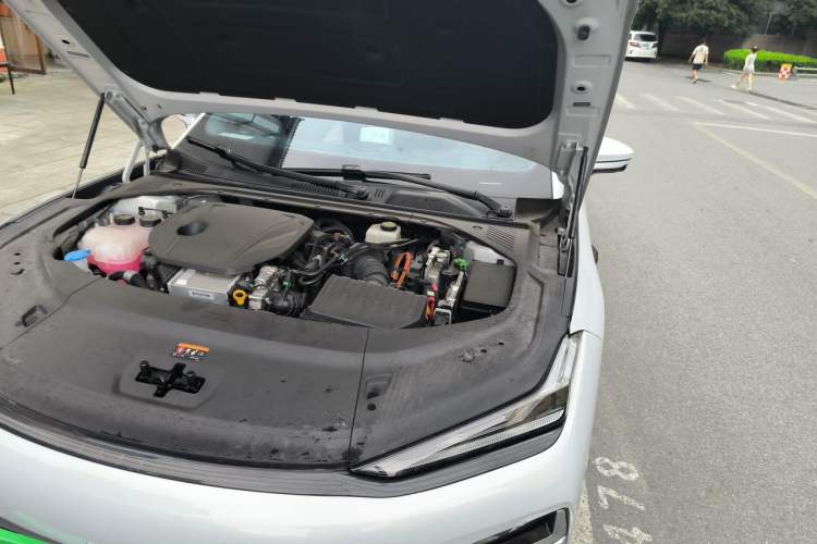 Used Geely Galaxy 8 2025 130km EM-P Starship Edition Engine Bay Left