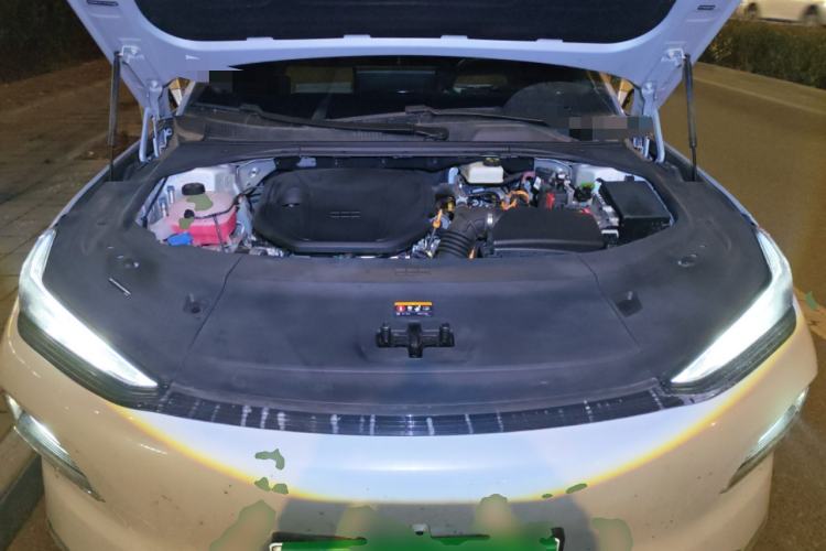 Used Geely Galaxy 8 2025 130km EM-i Prestige Edition Engine Bay