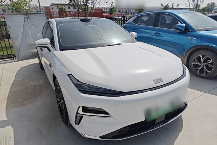 Used Geely Galaxy 8 2025 130km EM-P Starship Edition Exterior 1