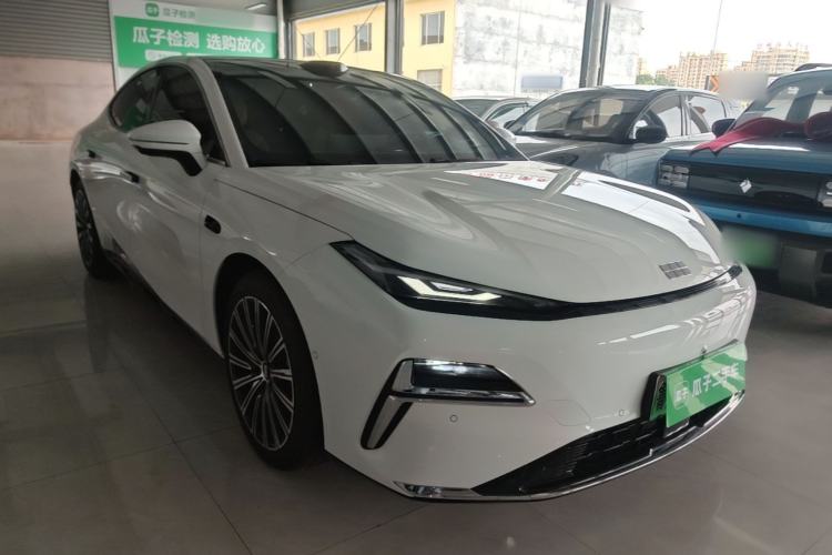 Used Geely Galaxy 8 2025 130km EM-P Starship Edition Exterior 1