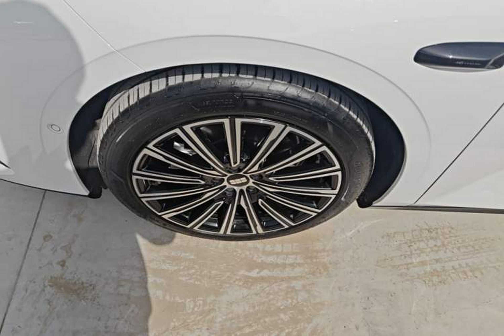 Used Geely Galaxy 8 2025 130km EM-P Starship Edition Exterior 4