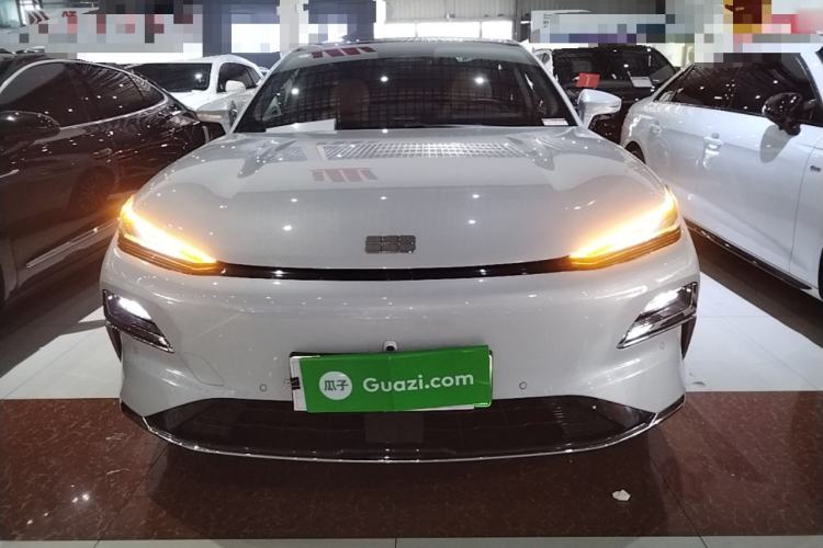 Used Geely Galaxy 8 2025 130km EM-i Flagship Edition Front