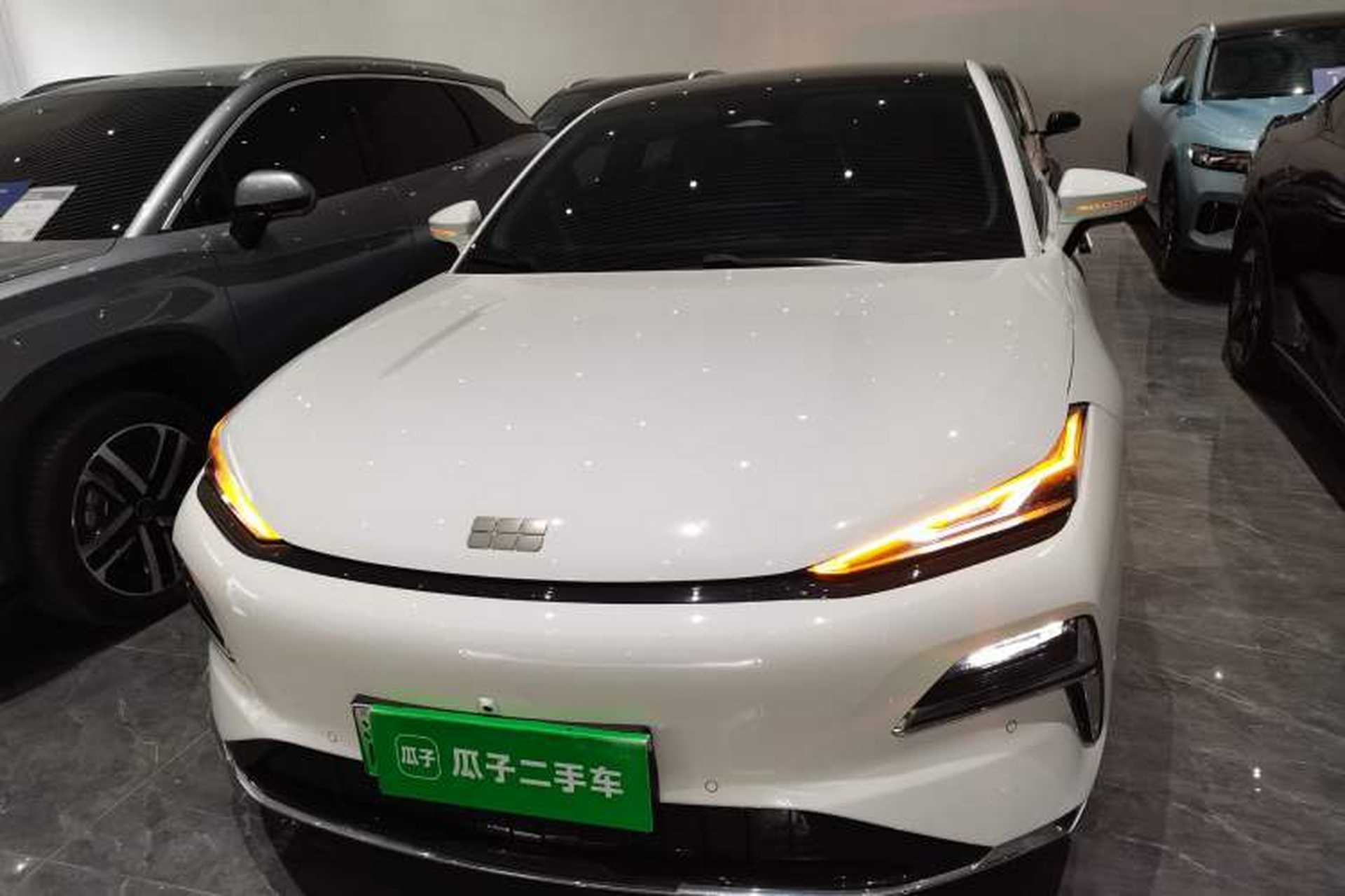 Used Geely Galaxy 8 2025 130km EM-i Deluxe Edition Front
