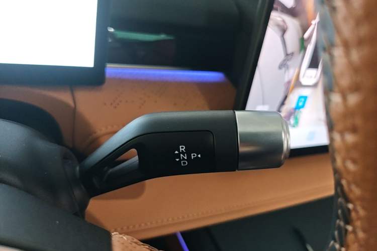 Used Geely Galaxy 8 2025 130km EM-i Deluxe Edition Gear Lever