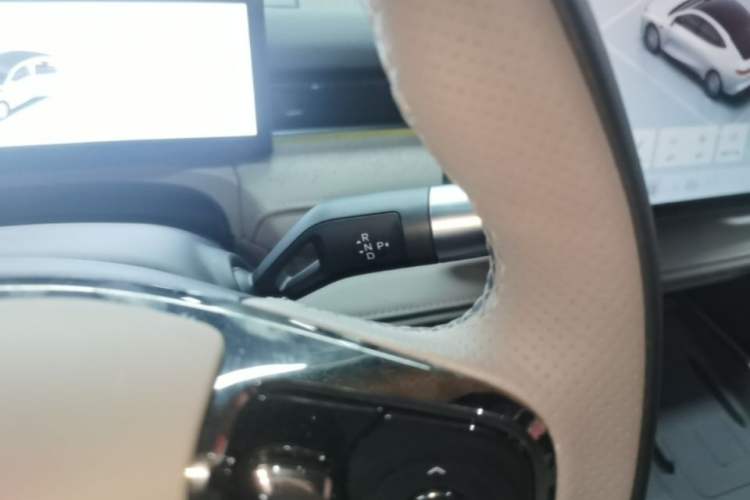 Used Geely Galaxy 8 2025 130km EM-i Deluxe Edition Gear Lever