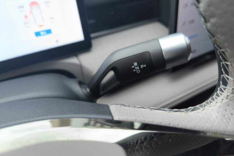 Used Geely Galaxy 8 2025 130km EM-P Starship Edition Gear Lever