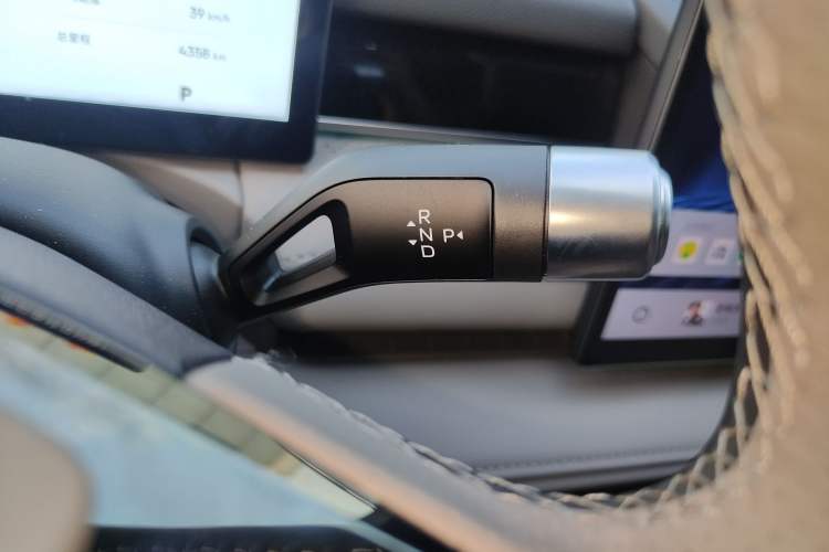 Used Geely Galaxy 8 2025 130km EM-i Deluxe Edition Gear Lever