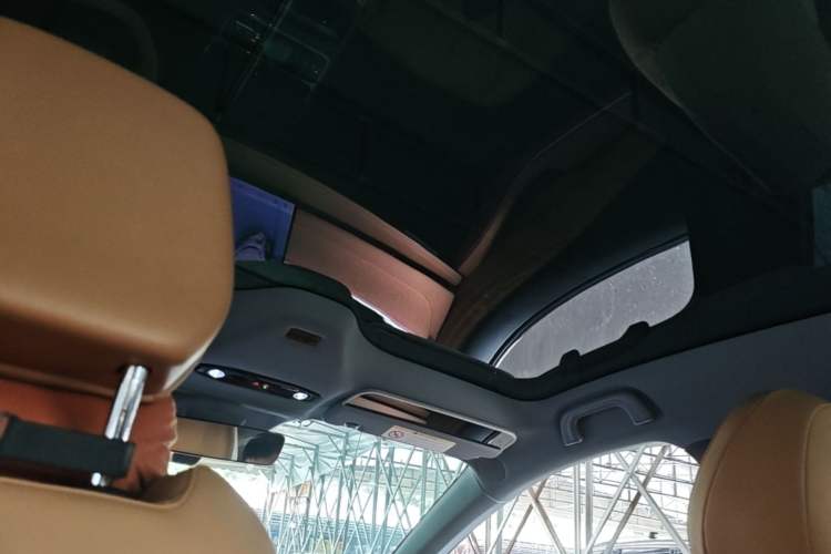 Used Geely Galaxy 8 2025 130km EM-i Deluxe Edition Headliner