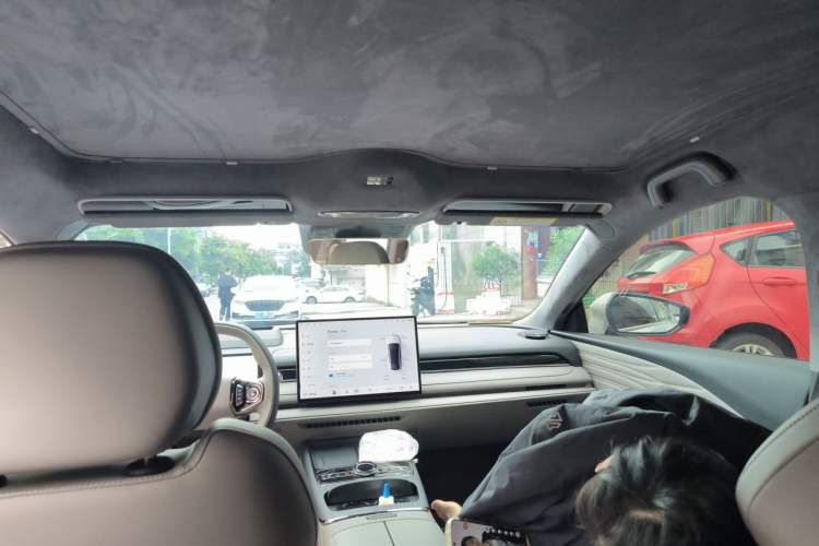 Used Geely Galaxy 8 2025 130km EM-P Starship Edition Headliner