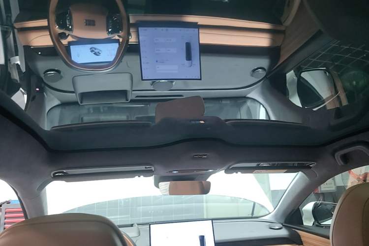 Used Geely Galaxy 8 2025 130km EM-P Starship Edition Headliner