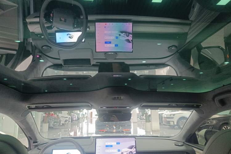 Used Geely Galaxy 8 2025 130km EM-i Flagship Edition Headliner