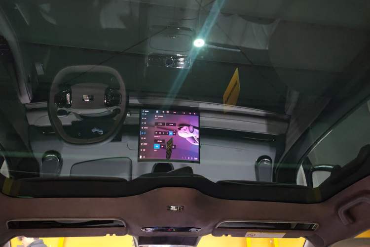 Used Geely Galaxy 8 2025 130km EM-P Starship Edition Headliner