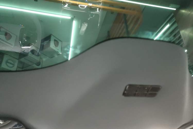 Used Geely Galaxy 8 2025 130km EM-i Deluxe Edition Headliner