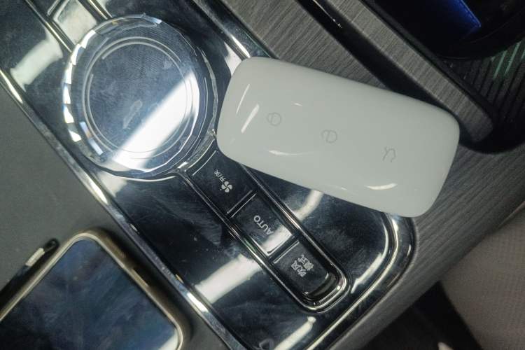 Used Geely Galaxy 8 2025 130km EM-i Flagship Edition Interior 1