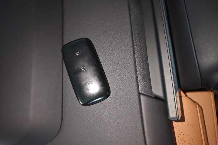 Used Geely Galaxy 8 2025 130km EM-P Starship Edition Interior 1