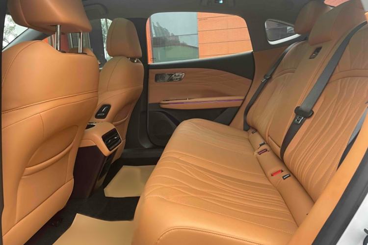 Used Geely Galaxy 8 2025 130km EM-i Deluxe Edition Interior 2
