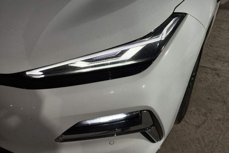 Used Geely Galaxy 8 2025 130km EM-i Prestige Edition Left Front Headlight