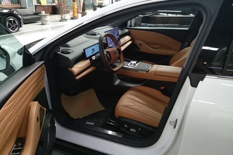 Used Geely Galaxy 8 2025 130km EM-P Starship Edition Left Front Seat