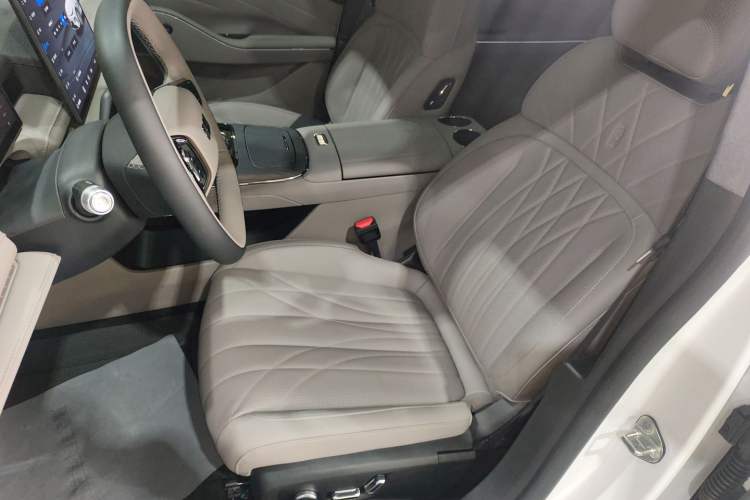 Used Geely Galaxy 8 2025 130km EM-P Starship Edition Left Front Seat