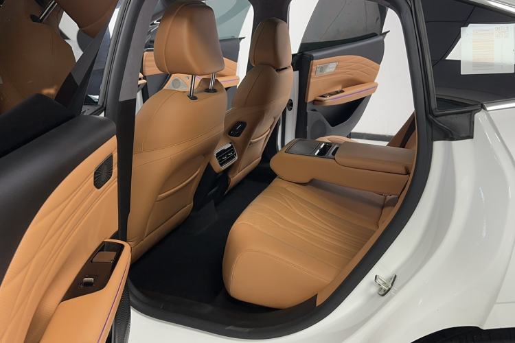 Used Geely Galaxy 8 2025 130km EM-P Starship Edition Left Rear Seat
