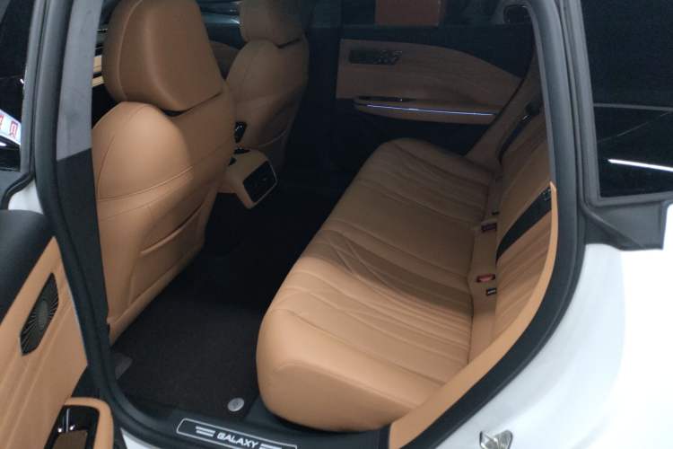 Used Geely Galaxy 8 2025 130km EM-P Starship Edition Left Rear Seat