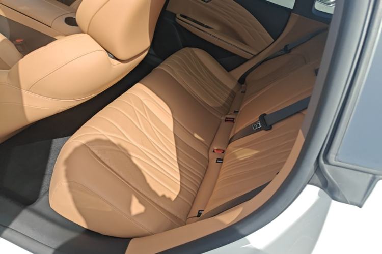 Used Geely Galaxy 8 2025 130km EM-P Starship Edition Left Rear Seat