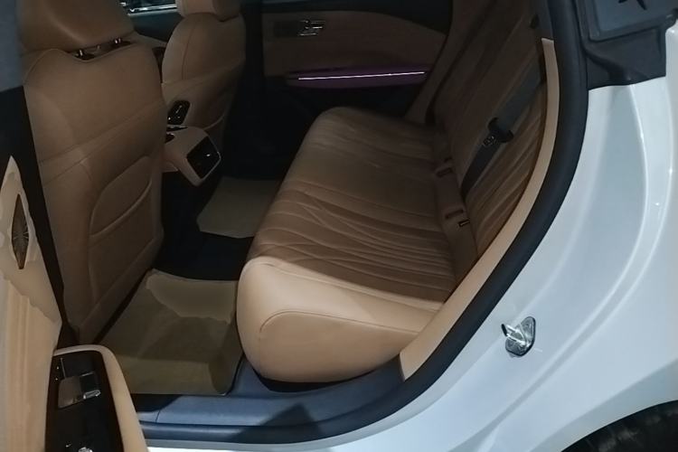 Used Geely Galaxy 8 2025 130km EM-i Flagship Edition Left Rear Seat