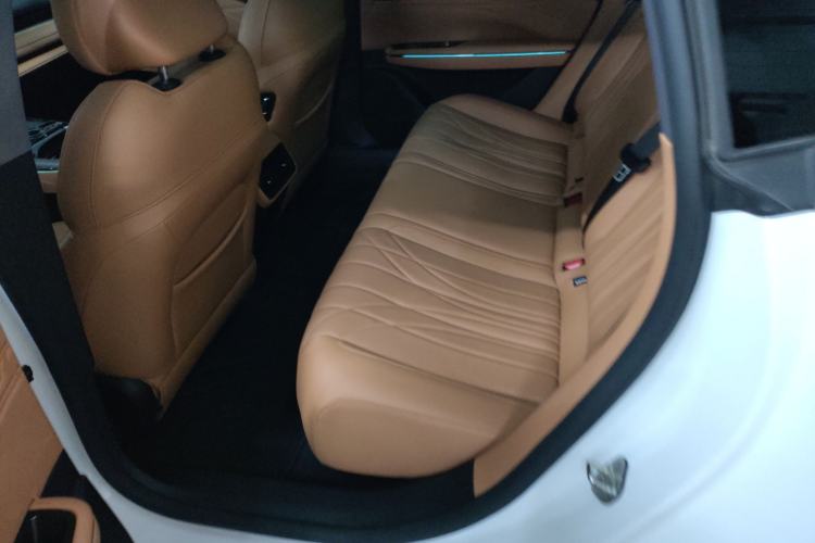 Used Geely Galaxy 8 2025 130km EM-i Flagship Edition Left Rear Seat