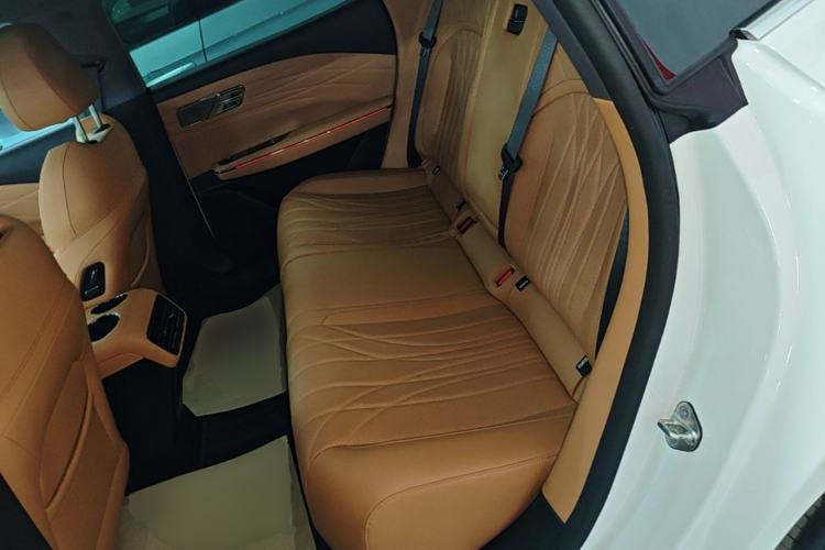 Used Geely Galaxy 8 2025 130km EM-P Starship Edition Left Rear Seat