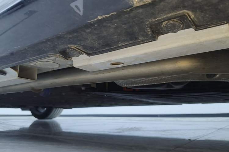 Used Geely Galaxy 8 2025 130km EM-P Starship Edition Left Side Sill