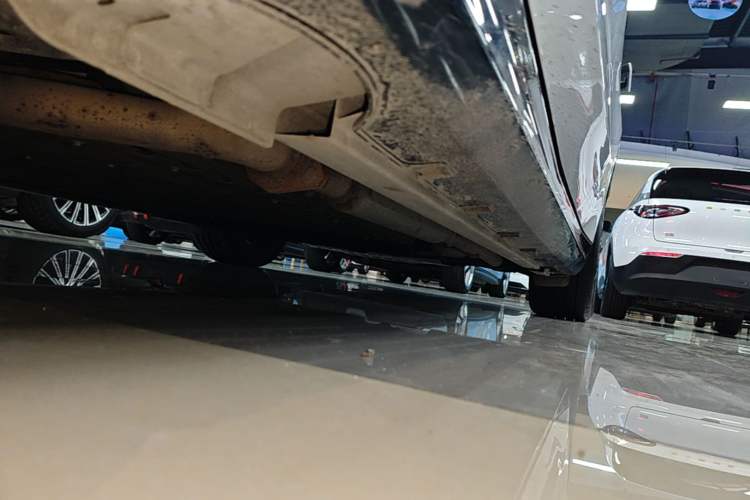 Used Geely Galaxy 8 2025 130km EM-P Starship Edition Left Side Sill