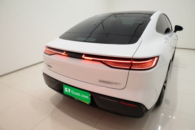 Used Geely Galaxy 8 2025 130km EM-i Flagship Edition Rear