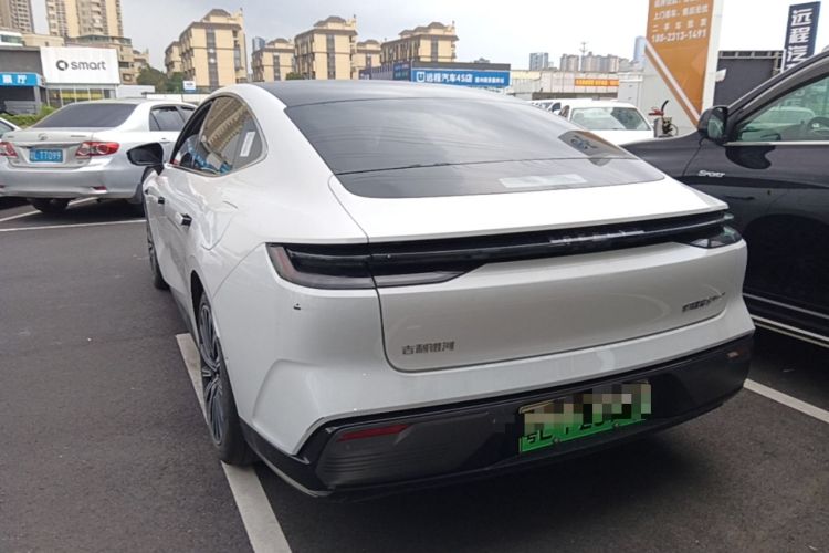 Used Geely Galaxy 8 2025 130km EM-P Starship Edition Rear Left 45 Deg