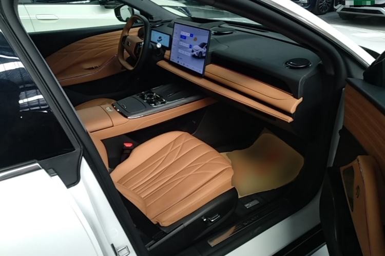Used Geely Galaxy 8 2025 130km EM-P Starship Edition Right Front Seat
