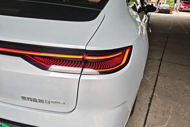 Used Geely Galaxy 8 2025 130km EM-i Deluxe Edition Right Rear Taillight