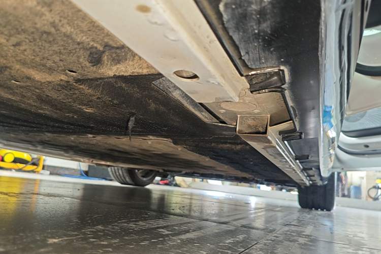 Used Geely Galaxy 8 2025 130km EM-P Starship Edition Right Side Sill
