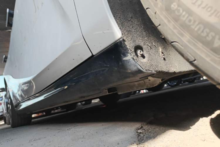 Used Geely Galaxy 8 2025 130km EM-P Starship Edition Right Side Sill