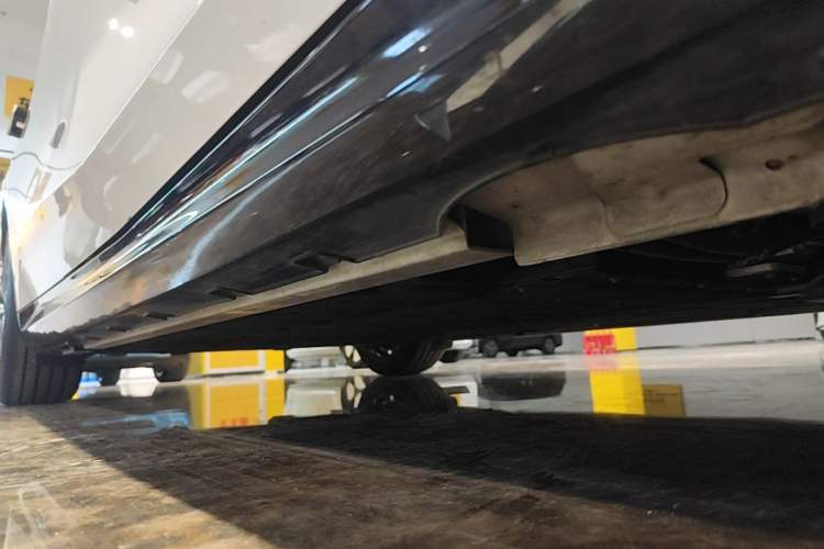 Used Geely Galaxy 8 2025 130km EM-P Starship Edition Right Side Sill