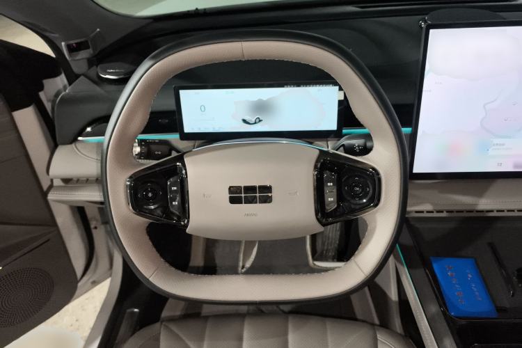 Used Geely Galaxy 8 2025 130km EM-i Prestige Edition Steering Wheel