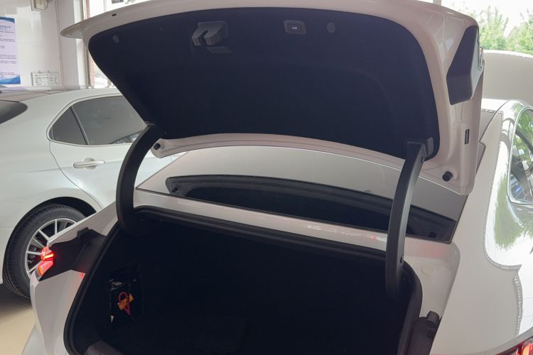 Used Geely Galaxy 8 2025 130km EM-P Starship Edition Trunk
