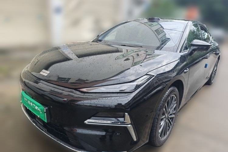 Geely Galaxy 8 2026 Model 225km EM-i Long-Range Ocean Edition