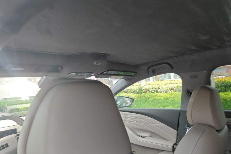 Used Geely Galaxy 8 2026 Model 225km EM-i Long-Range Galaxy Edition Headliner