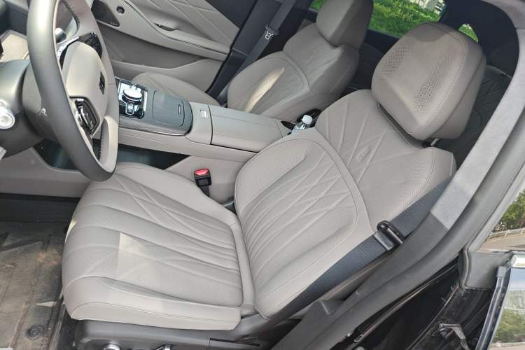Used Geely Galaxy 8 2026 Model 225km EM-i Long-Range Galaxy Edition Left Front Seat