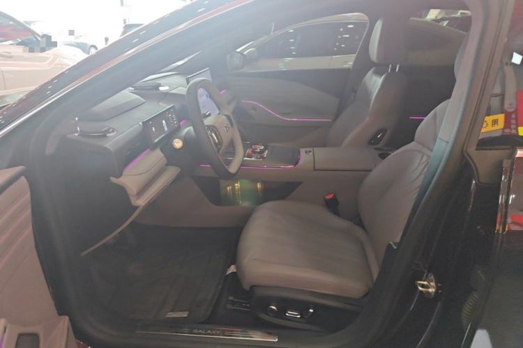 Used Geely Galaxy 8 2026 Model 225km EM-i Long-Range Galaxy Edition Driver Seat