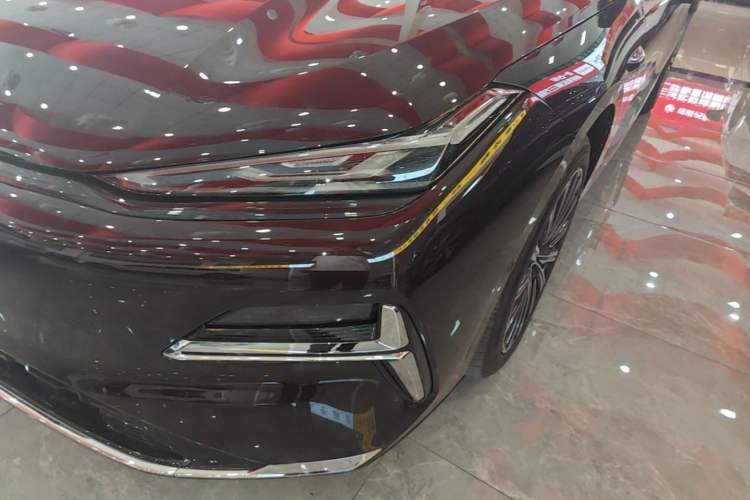 Used Geely Galaxy 8 2026 Model 225km EM-i Long-Range Galaxy Edition Left Front Headlight