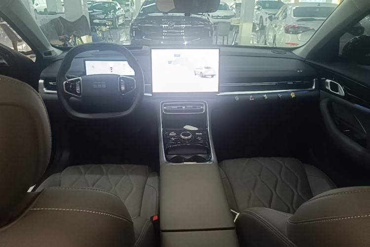 Used Geely Galaxy A7 2025 Model EM-i 150km Starship Edition Center Console