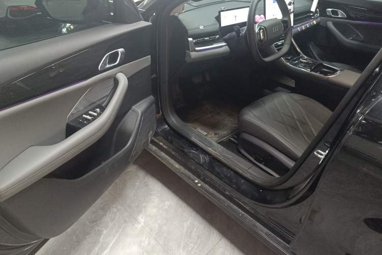 Used Geely Galaxy A7 2025 Model EM-i 150km Starship Edition Driver Seat