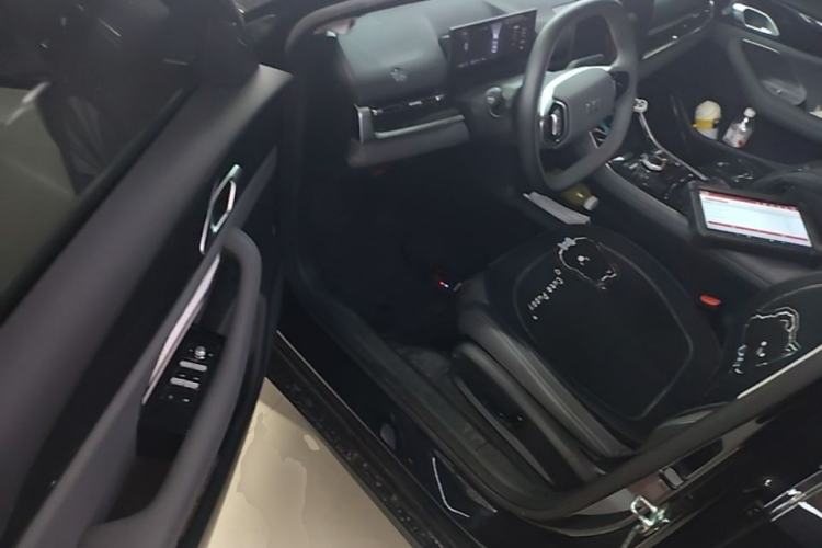 Used Geely Galaxy A7 2025 Model EM-i 150km Exploration+ Edition Driver Seat